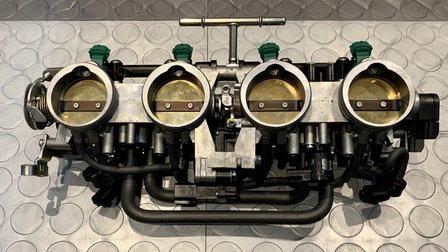 Kawasaki ZX10R 09-14 throttle body&#039;s new