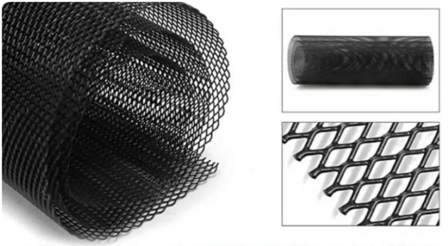 Mesh to protect the radiator 6mm x 12mm / 100cm x 33cm (black)