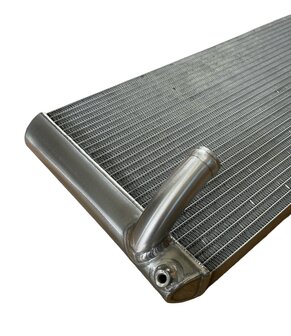 LC F1 water radiator (thin)